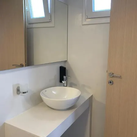 Princess Sissy 2* Íosz